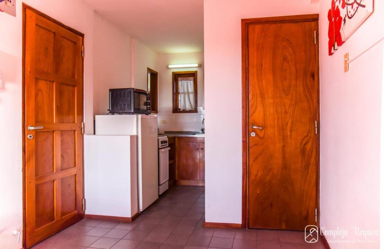 Complejo Urquiza Departamentos Apartment มินา กลาเบโร ภายนอก รูปภาพ